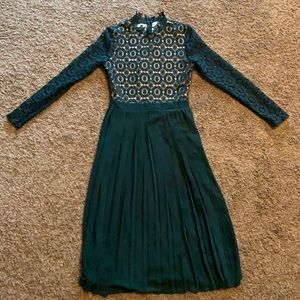 Emerald green lace dress! Never worn. Very cute!